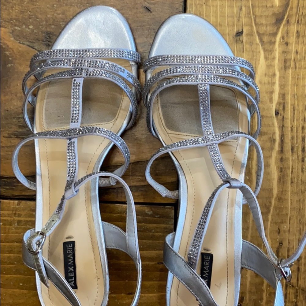 Dress shoes
